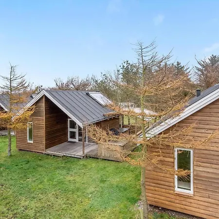 2 Bedroom In *