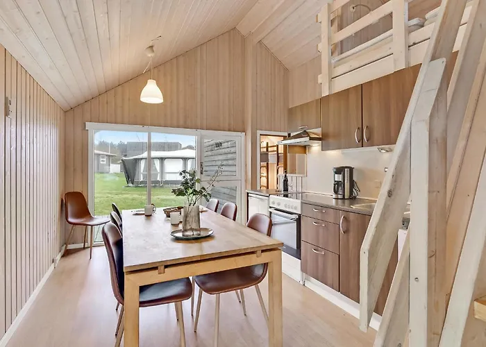 2 Bedroom In *